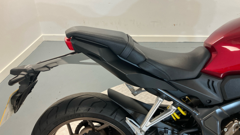 Honda CB650RA (22MY)